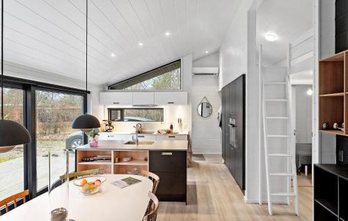 Stege Casa | Awesome Home In Stege With Kitchen
