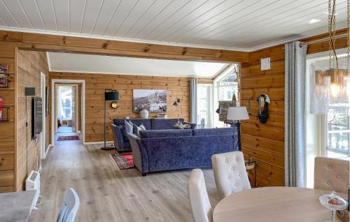 Stryn Casa | Awesome Home In Stryn