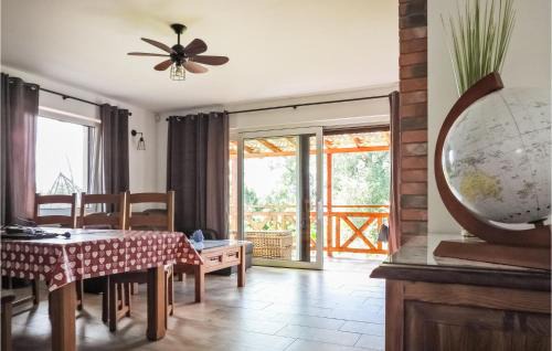 gmina Wolin Casa | Awesome Home In Sulomino With Kitchen