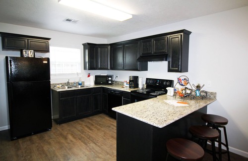 Lake Charles Casa | Impresionante ubicación 2 habitaciones 2. 5 baños a menos de 5 millas de los casinos - 511B
