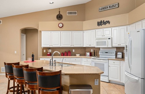 Silverton Casa | Awesome Sun and Swim Family Fun Home Heated Pool