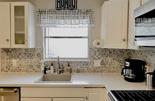 Travis Heights Apartamento | Awesome! Two King Beds. South Congress!