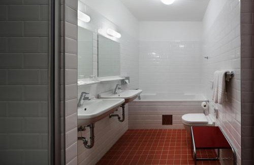 Prague 1 Hotel | AXA Hotel