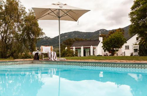 Drakenstein Cama Y Desayuno | Ayama Wine Farm - Manor House