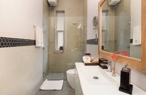Ekala Complejo | Ayuda Sanctuary Wellness Boutique