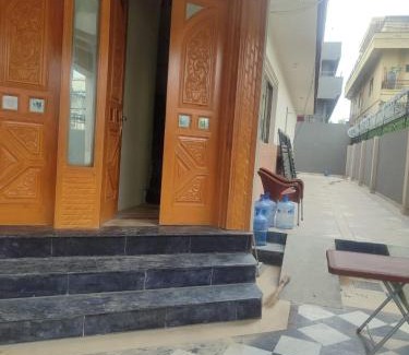 Islamabad Cama Y Desayuno | Ayyan Cottage G 10-2
