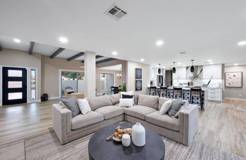 Paradise Valley Village Apartamento | AZ - 4926 E. Redfield Road (4B)