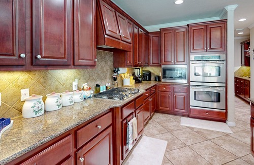 Cypress Casa | Azal House | Luxe house in Cypress with a pool, hot tub, & gourmet kitchen