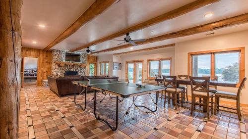 Lake Norman of Catawba Casa | Azalea Retreat- The Lodge by AvantStay Best View