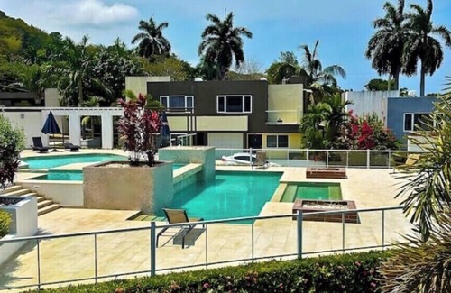 Reading Villa | Azalia Palms: New Oceanview Villa, 15 Min from MBJ Airport