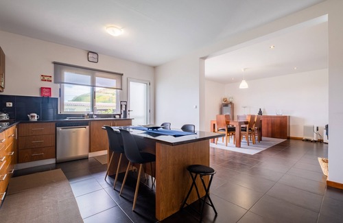 Ribeira Grande Casa | Azores Mountain View