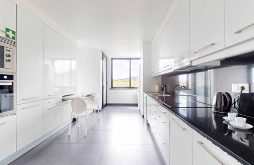 Ponta Delgada Apartamento | Azores Pico Salomão T4 Apartment