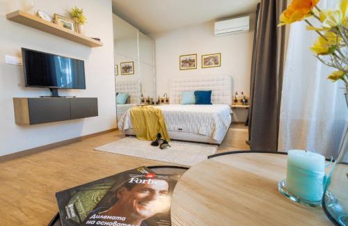 Saints Constantine and Helena Apartamento | Azur Alegria Studio by RV Apartments - free parking & pool