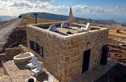 Tannourine El Tahta Cabina | Azura Cabin