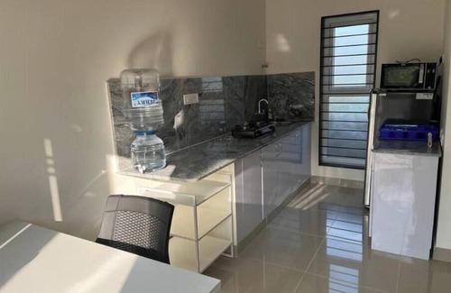 Krishnarajapura Apartamento | AZURE B1, 1RK - Studio Appt + Kitchen - No sharing