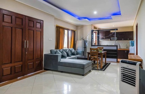 Lodtunduh Apartamento | Azure House: the dive to bright holiday