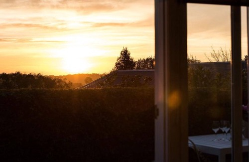 Daylesford Villa | Azure Daylesford: disfruta del sol de la tarde
