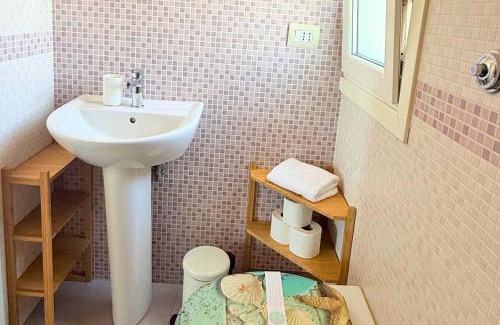 Focene Apartamento | Azure Oasis with parking near the airport & beach