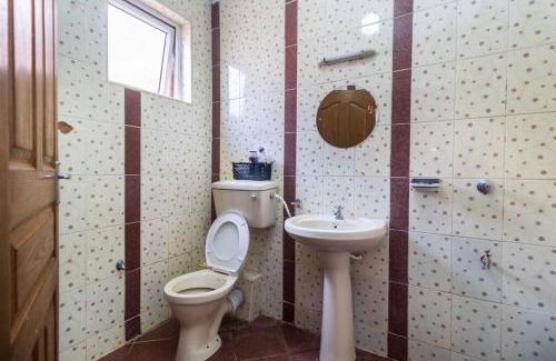 Hospital Apartamento | Azure Skyline Villa, 3BR Modern Condo Nakuru City.