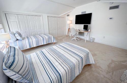 Shell Island Casa | Azure Waves by Sea Scape Properties