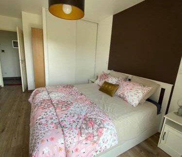 Roquefort-les-Pins Apartamento | Azursalsa