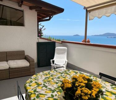 Tellaro Casa | Azzurra, Tellaro