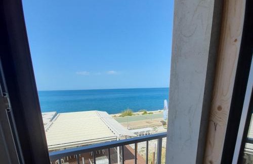 Marina di San Vito Cama Y Desayuno | Azzurromare