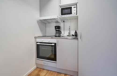 Centrum-Fanas-Nydal-Vasterangen Apartamento | Bålsta Apartment Hotel