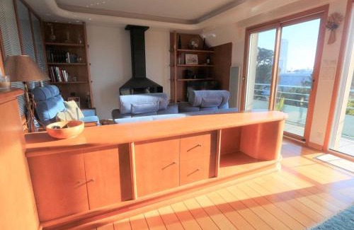 Benodet Apartamento | Bénodet, superbe duplex 3 étoiles, près de la plage, balcon et ascenseur - FR-1-481-61