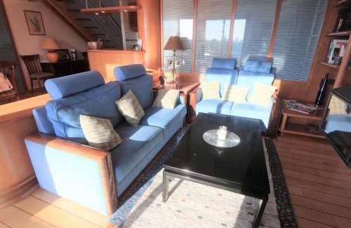 Benodet Apartamento | Bénodet, superbe duplex 3 étoiles, près de la plage, balcon et ascenseur - FR-1-481-61