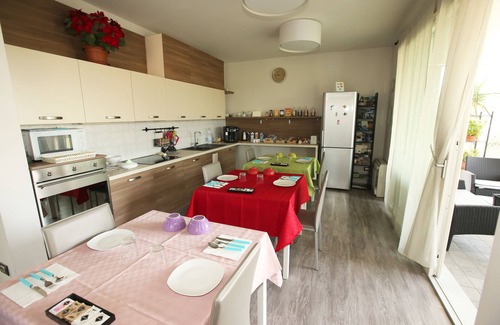 Dossobuono Casa | B&B Ai Santi