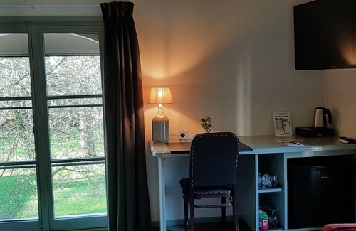 Terwolde Cama Y Desayuno | B&B and SPA Estate Matanze, deer view guest room 2. royal lodging