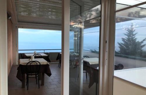 Monte Sant'Angelo Cama Y Desayuno | B&B Angela