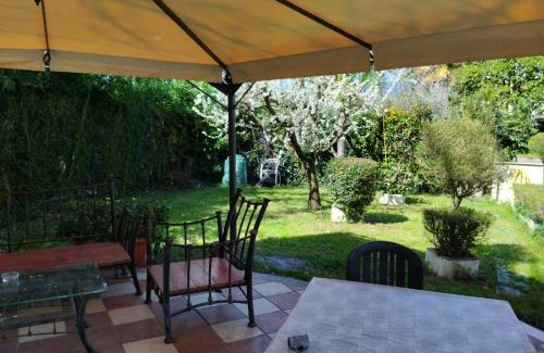 Terni Cama Y Desayuno | B&B Angolo Verde