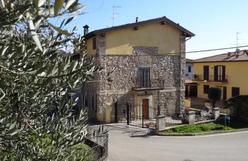 Rodengo-Saiano Cama Y Desayuno | B&B Bergamo e Brescia
