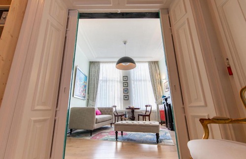 Canal Ring Cama Y Desayuno | B&B Blossom