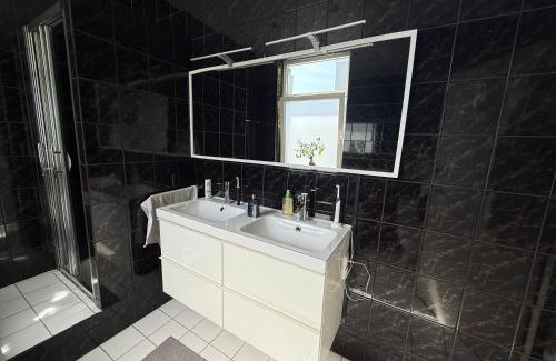 Haarlem Cama Y Desayuno | B&B Brouwersvaart