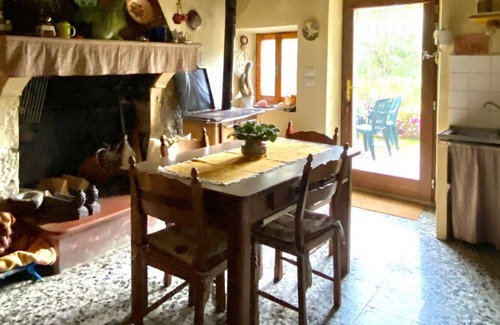 Burzanella Cama Y Desayuno | B&B Castellaro
