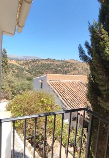 Cutar Cama Y Desayuno | B&B Cortijo Loma León