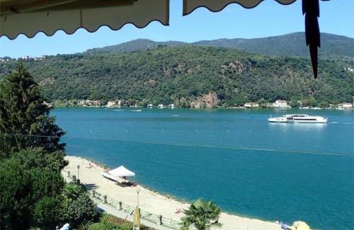 Porto Ceresio Cama Y Desayuno | B&B Dolce vista al lago Lugano