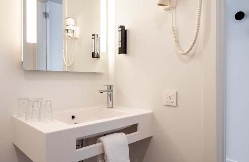 Gasperich Hotel | B&B HOTEL Luxembourg Centre Cloche d'Or