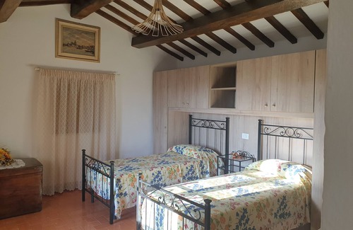 San Pietro a Cegliolo Cama Y Desayuno | B&B Il Mandorlo