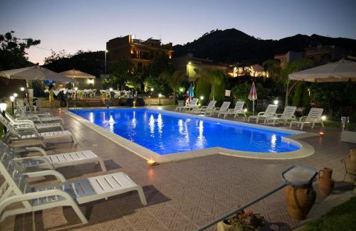 Furci Siculo Cama Y Desayuno | B&B Il Sole Nascente