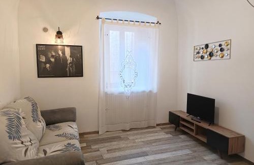 L'Aquila Apartamento | B&B Interno SG