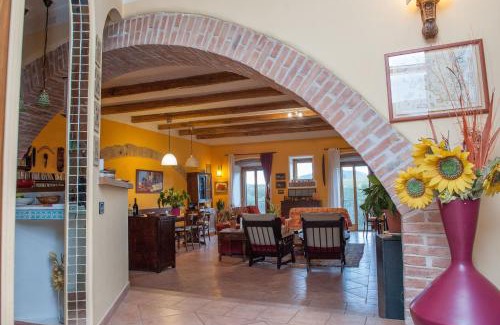 Canino Cama Y Desayuno | B&B Le Buche Casa Storica