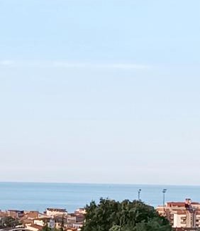 Vasto Casa | B&B "LE LUCI" SUPER CAMERA IN ATTICO interno 3 rose rosse