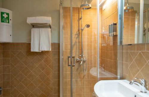 L'Aquila Cama Y Desayuno | B&B Palazzetto Alfieri L'Aquila Centro Storico
