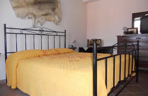 Rocca Grimalda Cama Y Desayuno | B&B Pervinca