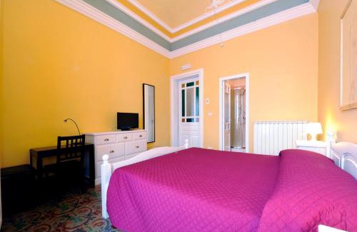 Militello in Val di Catania Cama Y Desayuno | B&B Porta della Terra