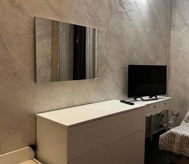 Frosinone Cama Y Desayuno | B&B Room Code 1